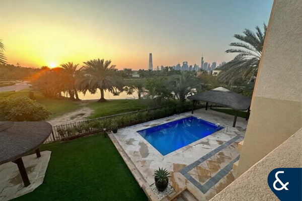 Lake View / Unfurnished / Big plot